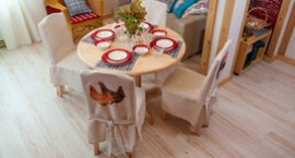 Гостиная в горошек