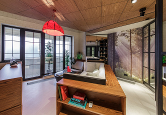 Веранда над городом