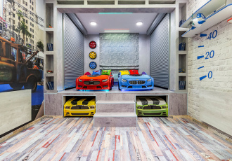 Гараж на четыре места