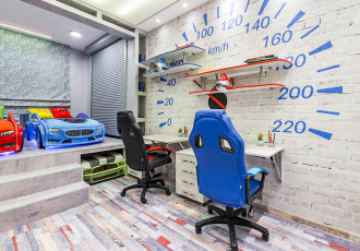 Гараж на четыре места