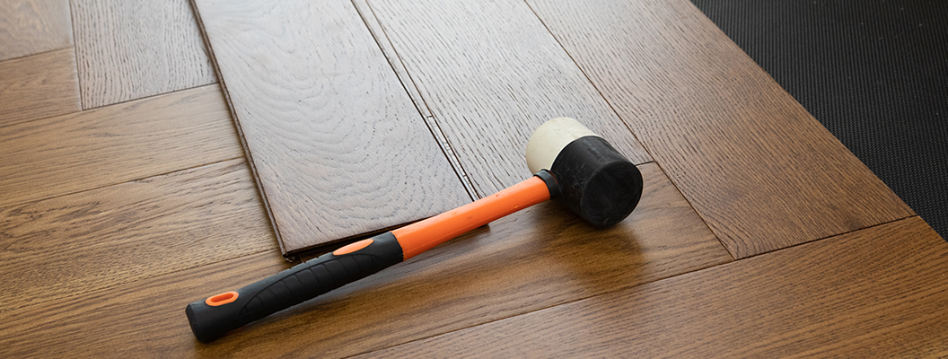 укладка паркетной доски елочкой на замковую систему